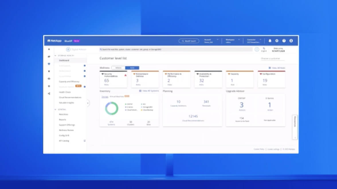 Tableau de bord NetApp Digital Advisor avec des sections affichant des métriques au niveau des clients, y compris les vulnérabilités de sécurité, les performances, la planification, la capacité et l'état des mises à jour.